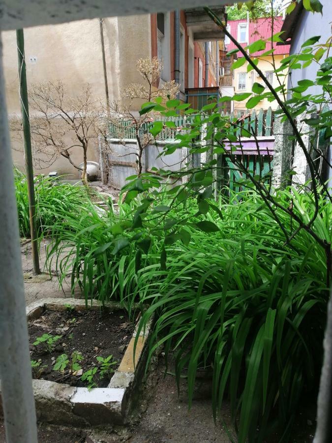 Вулиця Лейтенанта Шмидта Odessa Ngoại thất bức ảnh